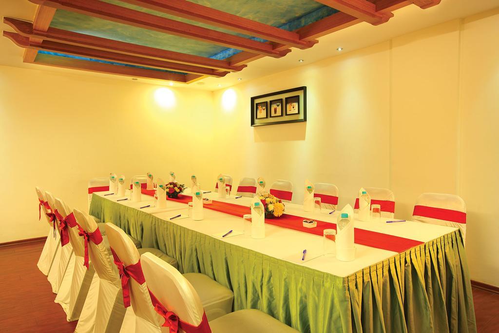 Hotel Park Residency, Kakkanad Kochi Exterior photo