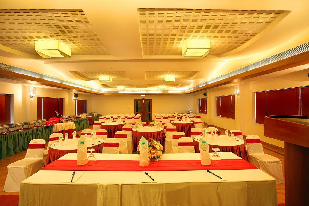 Hotel Park Residency, Kakkanad Kochi Exterior photo